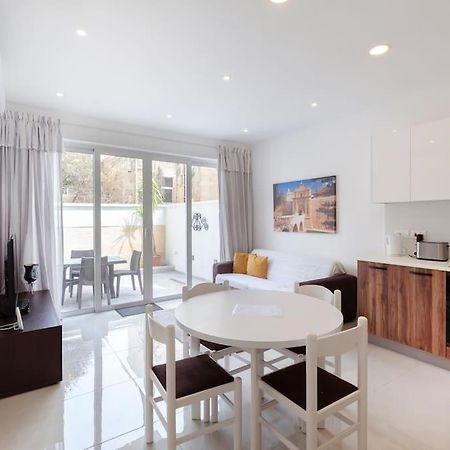 Comfy Apt With Terrace, 5 Mins To Sliema Ferries By 360 Estates Gzira Εξωτερικό φωτογραφία