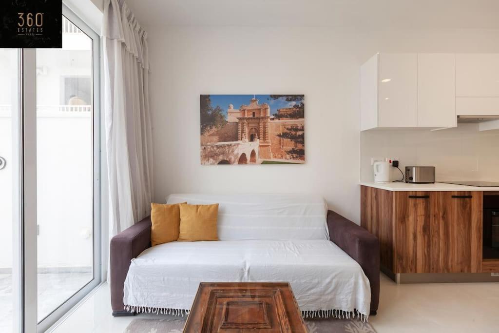 Comfy Apt With Terrace, 5 Mins To Sliema Ferries By 360 Estates Gzira Εξωτερικό φωτογραφία