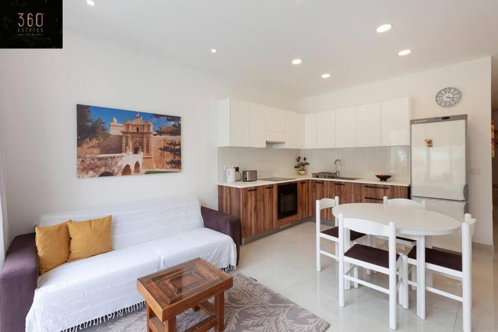 Comfy Apt With Terrace, 5 Mins To Sliema Ferries By 360 Estates Gzira Εξωτερικό φωτογραφία